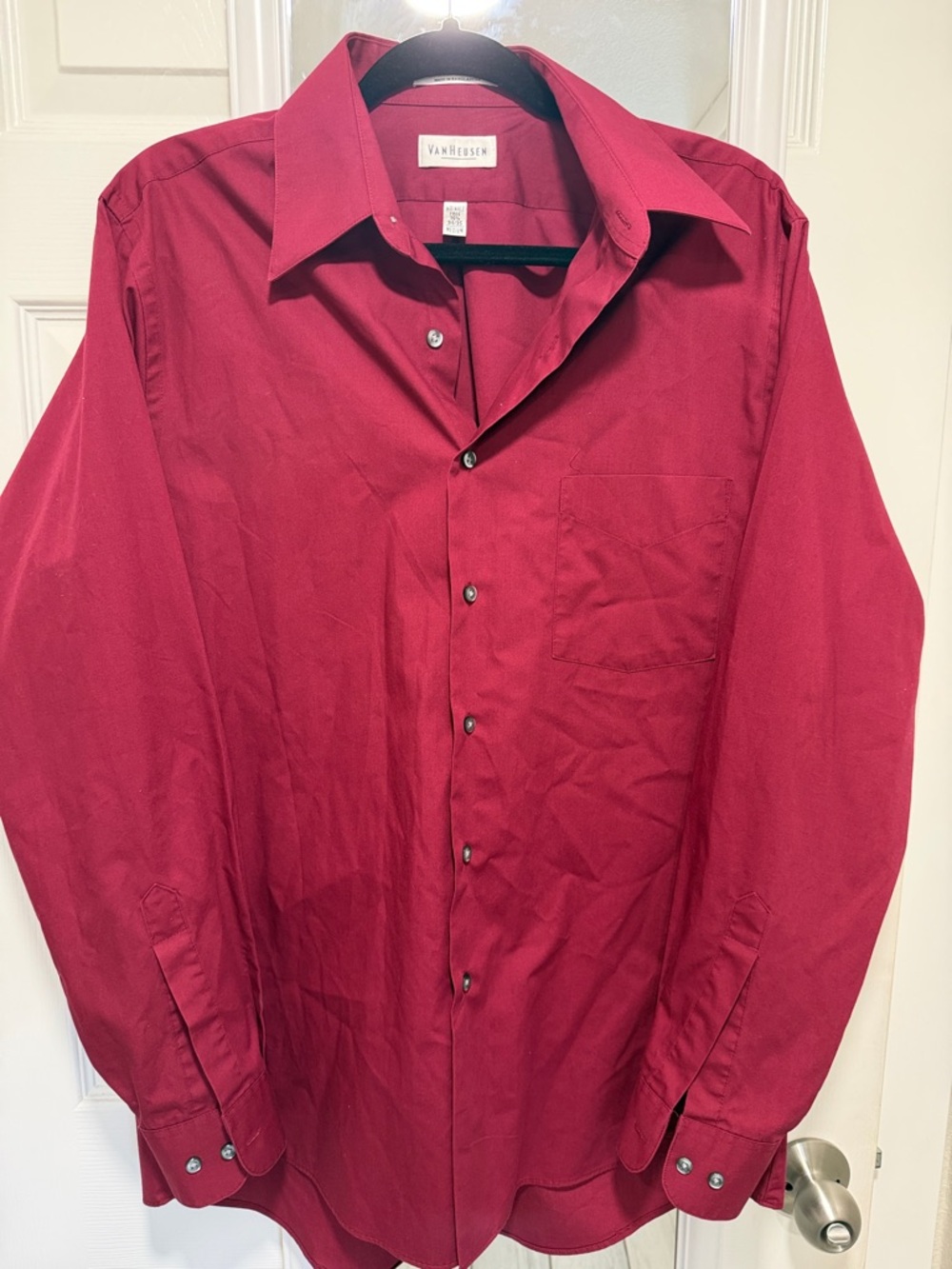 Van Heusen Men's Button-Up Shirt - Burgundy
